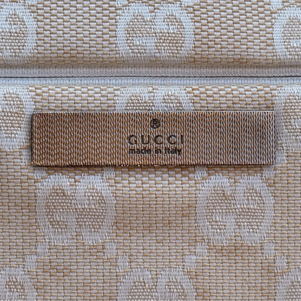 Vintage Beige Gucci Bamboo Shoulder Bag