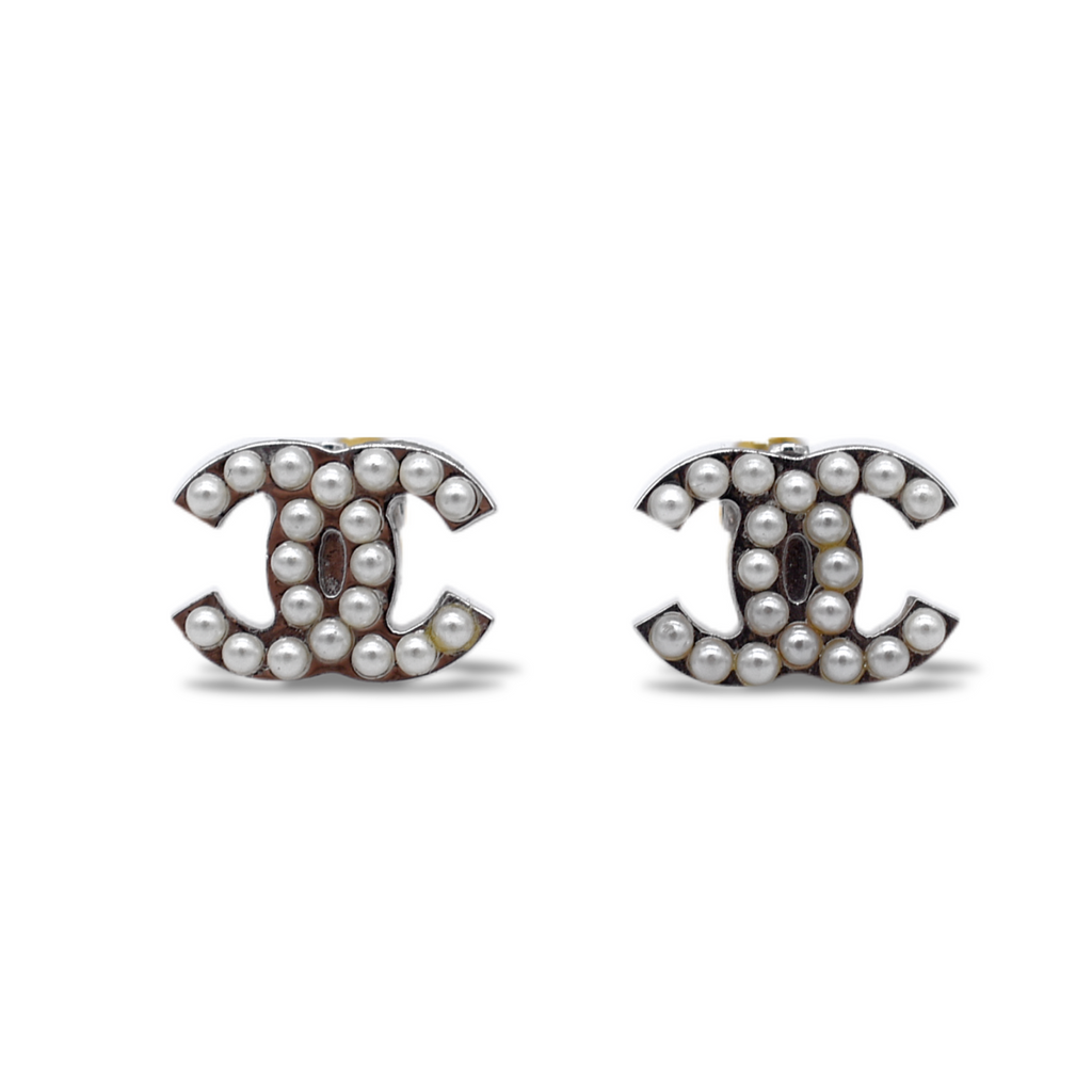 Vintage Chanel CC Pearl Clip Earrings