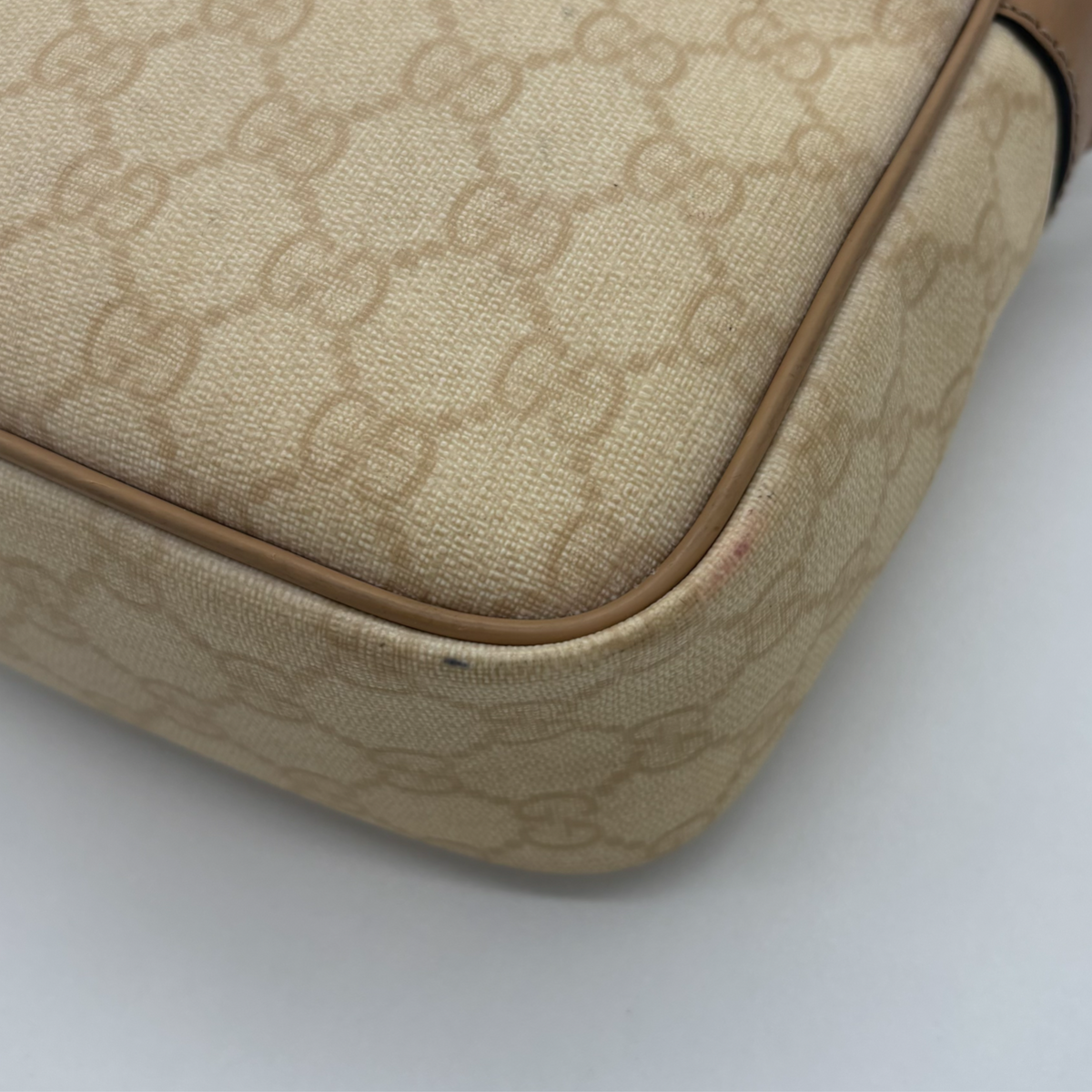 Vintage Light Beige Gucci Crossbody Bag