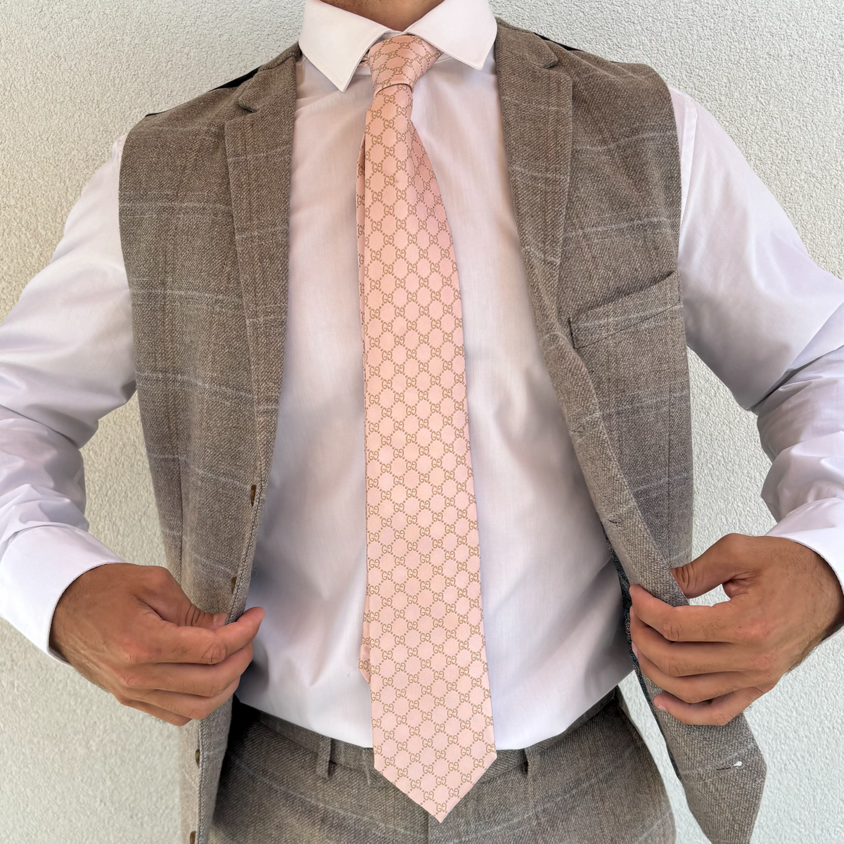 Vintage Pink Gucci Monogram Tie