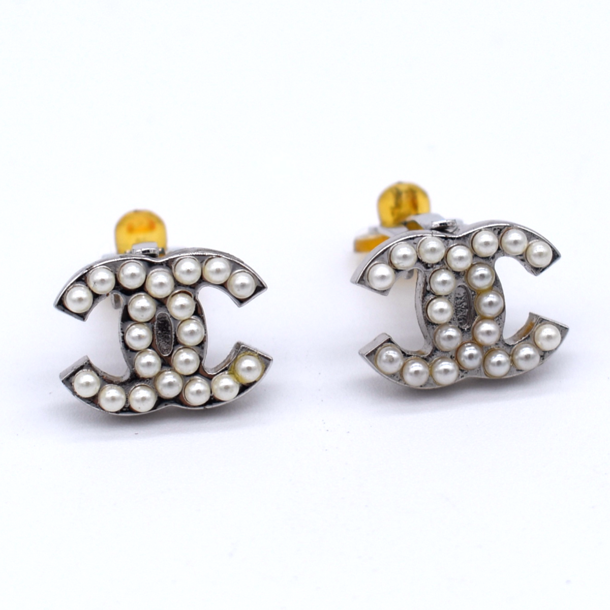 Vintage Chanel CC Pearl Clip Earrings